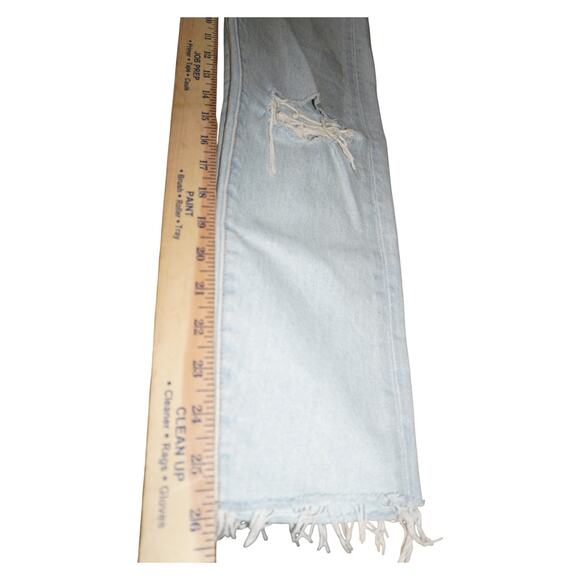 Levi’s 501 Distressed Light Wash Jeans Women’s 26 Raw Hem Vintage Straight Leg - Picture 10 of 10